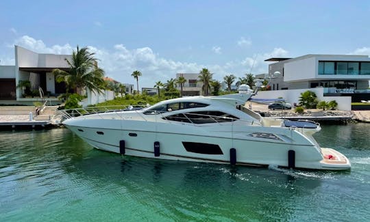 Sunseeker 64’ Power Mega Yacht in Cancun. Premium bar and Chef Included.