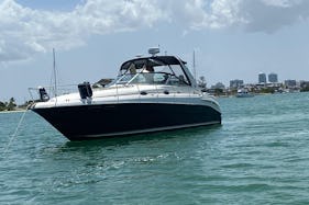 💥 Sea Ray 38ft best boat Rental In Miami for up to 10 peoples