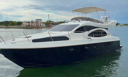 50' Azimut Flybridge II Luxury Motor Yacht Amazing in Miami Beach!