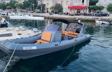 Brig Eagle 780 RIB Rental in Sumartin, Splitsko-dalmatinska županija