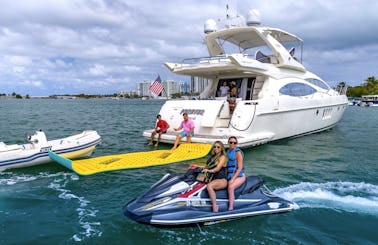 68' Azimut (2) in Miami Beach, Florida - Rent a Luxury Yachting Experience!
