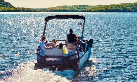 SeaDoo Switch Compact 13’ Pontoon in Belle River, Ontario