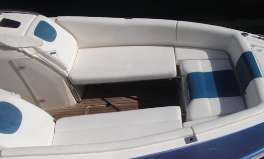 Marina Walk Dubai speed boat-31ft