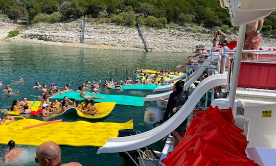 Amazing 26ft AlohaDouble Decker Party Boat w/Slide!