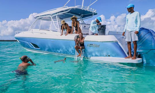 VIP Full Day Crewed Boat Charter on Harbour Island