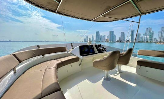 Luxury 47ft Fountaine-Pajot Power Catamaran for up to 25 people in Cartagena de Indias, Bolívar