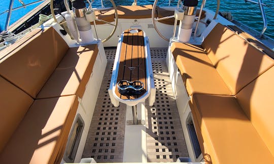 La Dolce Vita on a 50' classy sailing yacht around Capri, Ischia, Procida and Naples