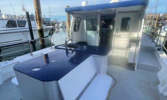 43’ Delta Express Cruiser Charter in San Francisco (certified for 46 passengers)