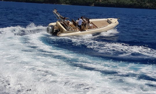 "Apollon"
A 7,5m rib for all weather conditions!