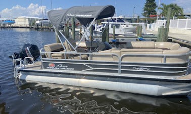 Suntracker Party Barge Rental in Palmetto, Florida