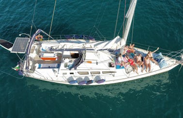 Charter a Cruising Monohull in La Spezia, Italy