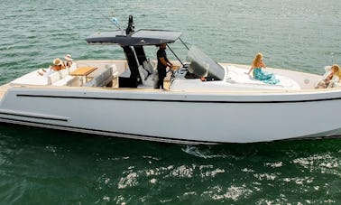 43' Pardo 2021 Motor Yacht + Seabob in Shelter Island, New York