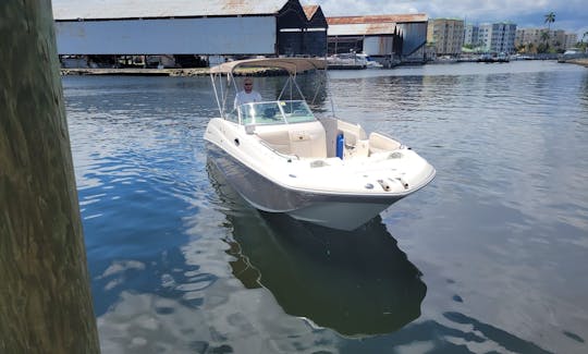 260 Hurricane Deck Boat includes Fuel!