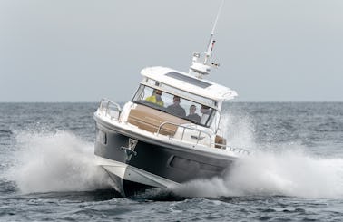 Nimbus T11 Motor Yacht for Rent in Sukošan, We can deliver the vessel from Pag to Split