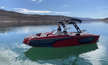 23' HeyDay Surf Boat Rental in Hurricane, Utah