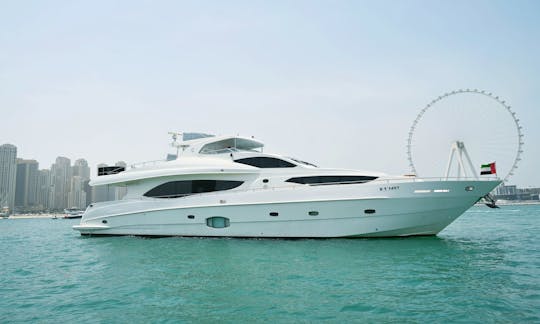 101ft Majesty With Jacuzzi Power Mega Yacht Rental in Dubai