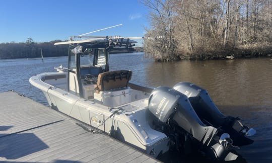 Super clean, well maintained boat will make for a stress free day.