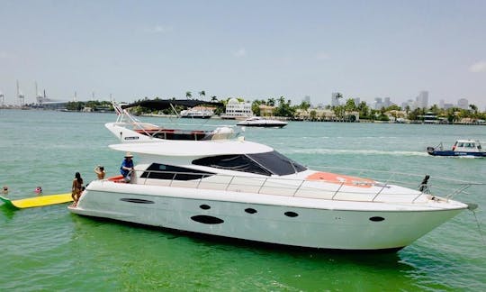 PROFITEZ DE MIAMI À 58FT UNIESSE ! ! ! !