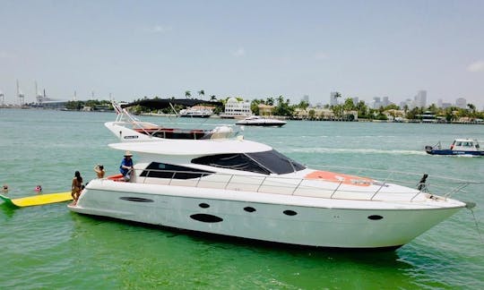 ENJOY MIAMI IN 58FT UNIESSE!!!!