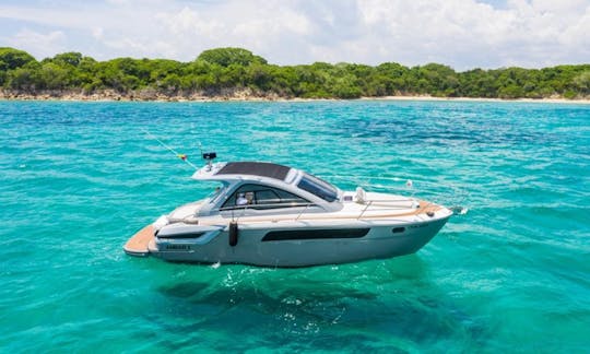 Oferta do dia! Mega iate Bavaria de 35 pés de potência para alugar em Cartagena, Colômbia