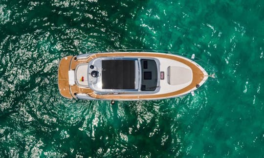 Oferta do dia! Mega iate Bavaria de 35 pés de potência para alugar em Cartagena, Colômbia