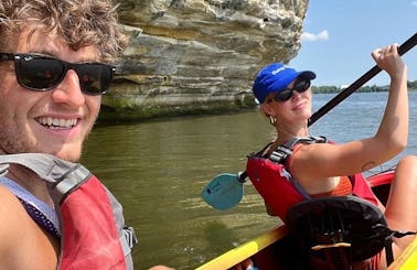 Starved Rock Guided Kayak Tour--Tandem Kayak