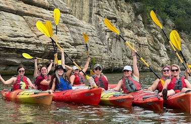 Starved Rock Guided Kayak Tour---Single Kayak