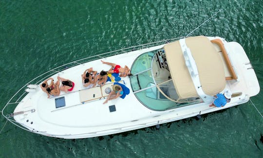 ⛱️Enjoy the Water in Style with this 45' Yacht Charter in Miami⛱️