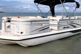 22ft Hurricane Deck boat Rental in Cape Coral, Florida for 12 person!