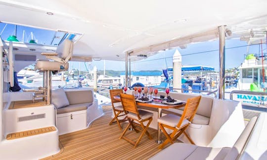 Luxury Sailing Catamaran in Stock Island Marina, Knysna 500SE 4 cabin, 4 bathroom
