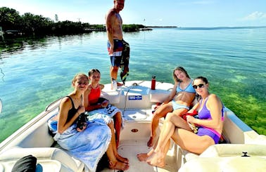 Captained, Fully Equipped Deck Boat for Snorkeling, and Sandbar, in Islamorada.