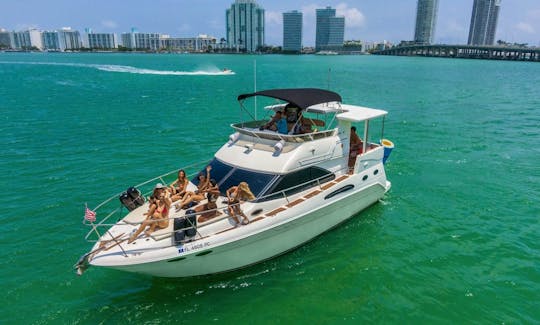 Sea Ray 40 Flybridge Motor Yacht in Miami Beach, Florida