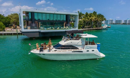Sea Ray 40 Flybridge Motor Yacht in Miami Beach, Florida
