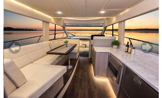 Beautiful 2020 Regal 42 Fly Yacht in Miami