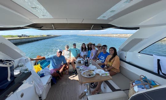 Jeanneau Leader 40 Motor Yacht Rental in Hampton Bays, New York