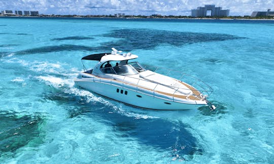 41' Sea Ray WHITE DREAMS for 12 people in Cancún, Quintana Roo