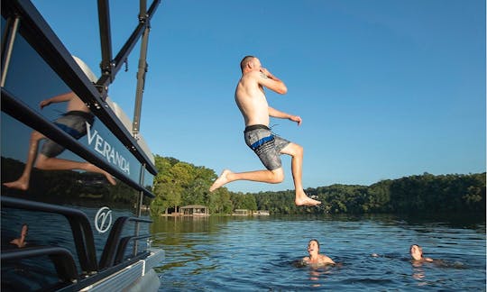 Powerful, Luxury Tritoon w/ 150HP & All the Toys at Beautiful Lake Gaston!