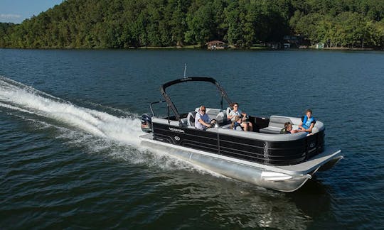 Powerful, Luxury Tritoon w/ 150HP & All the Toys at Beautiful Lake Gaston!