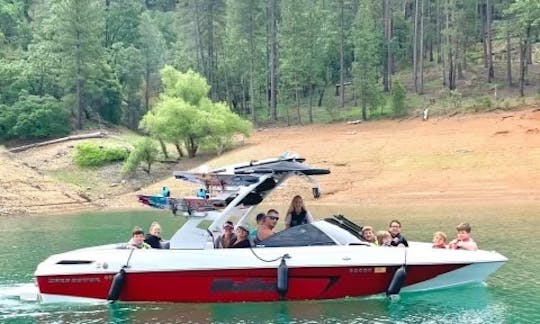 2017 23ft Mailbu Wakesetter on Folsom Lake