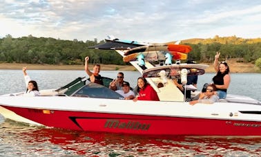 2017 23ft Mailbu Wakesetter on Folsom Lake