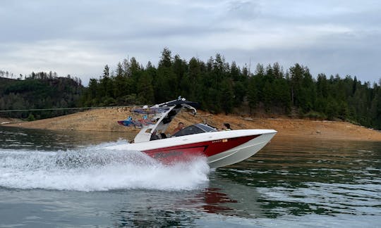 2017 23ft Mailbu Wakesetter on Folsom Lake