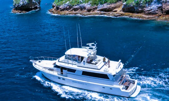 75' Hatteras All-Inclusive Private Yacht Experience in Puerto Vallarta, Mexico
