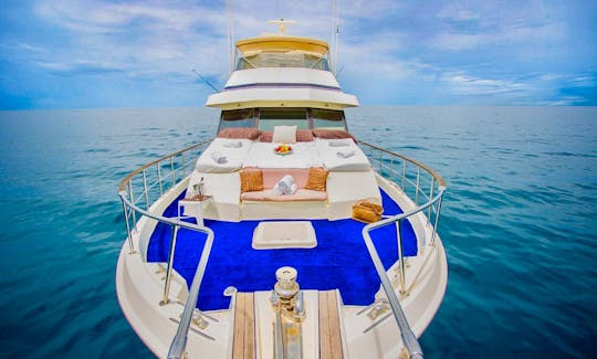 75' Hatteras All-Inclusive Private Yacht Experience in Puerto Vallarta, Mexico