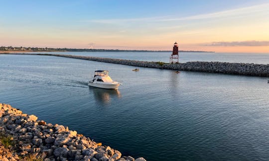 40ft Chris Craft for Fishing or Cruising on Lake Michigan