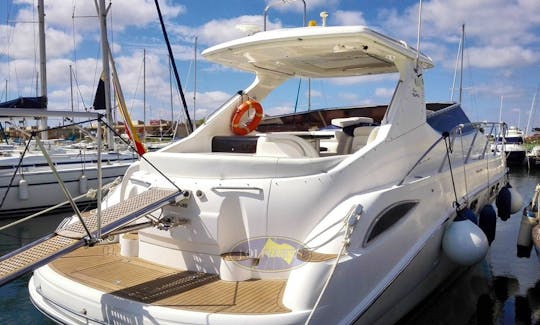 Sealine 43S Motor Yacht Rental in Ypsos, Greece