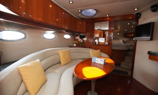 Destination 1Center Console Charter in Dubai,United Arab Emirates For 12 Persons