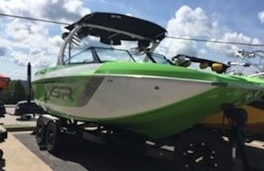 Tige Asr Bowrider for Surf or Relax in Polk City, Iowa