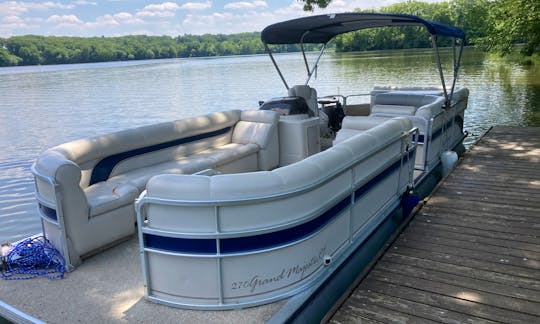 24'  Pontoon Rental deliver to your dock /servicing Lakes South West Michigan