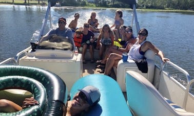 4 Day minimum Pontoon Boat rental in Delton , Michigan