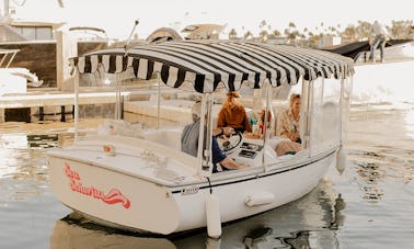 18ft Duffy | Driver Included in Price (Up to 10 Guests)